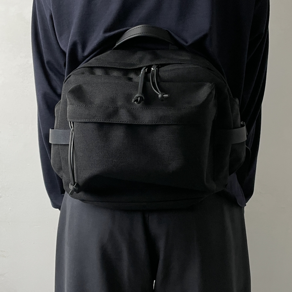 NY12 WAIST BAG M – kettle